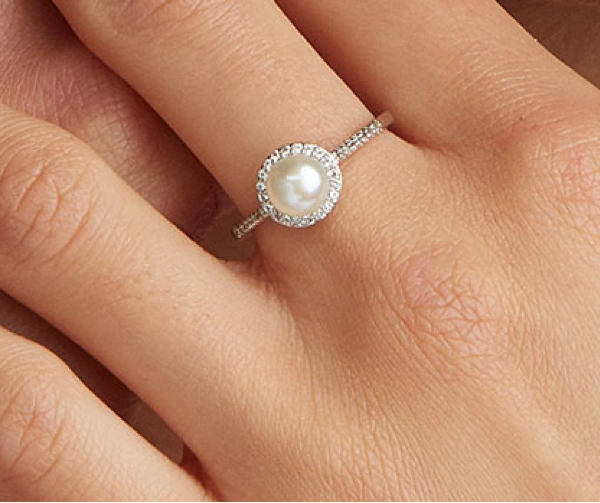 Pearl Ring