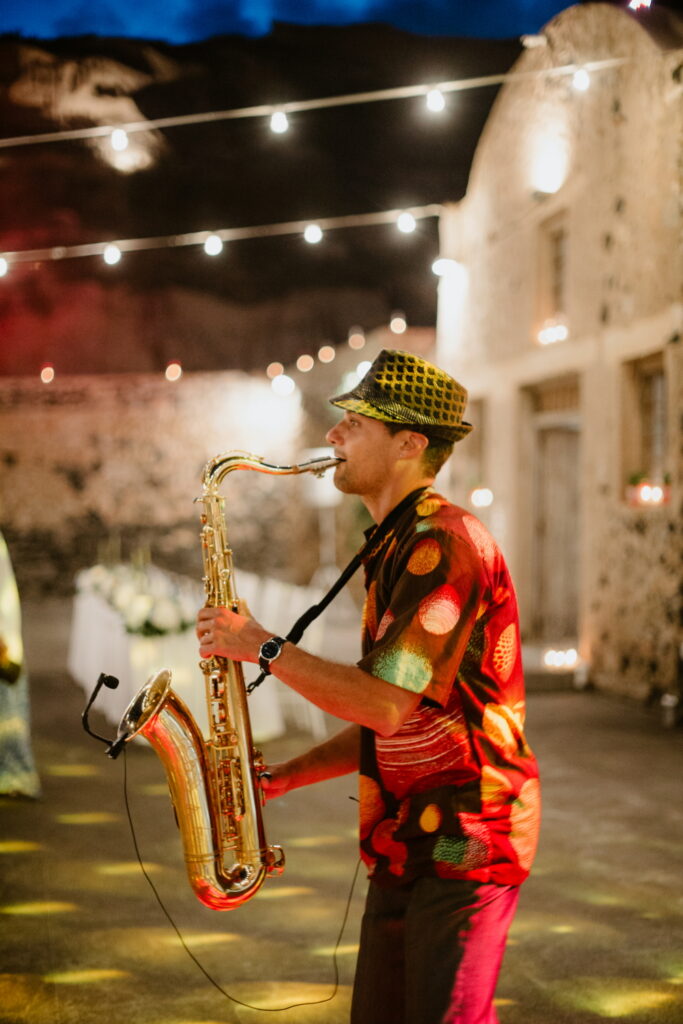 wedding saxophonist